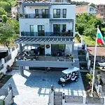 къща 4* オブゾー