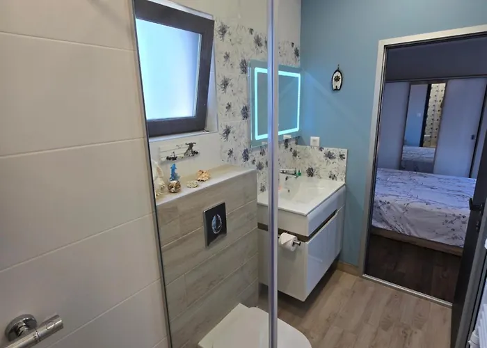 къща بيت ضيافة ابزور